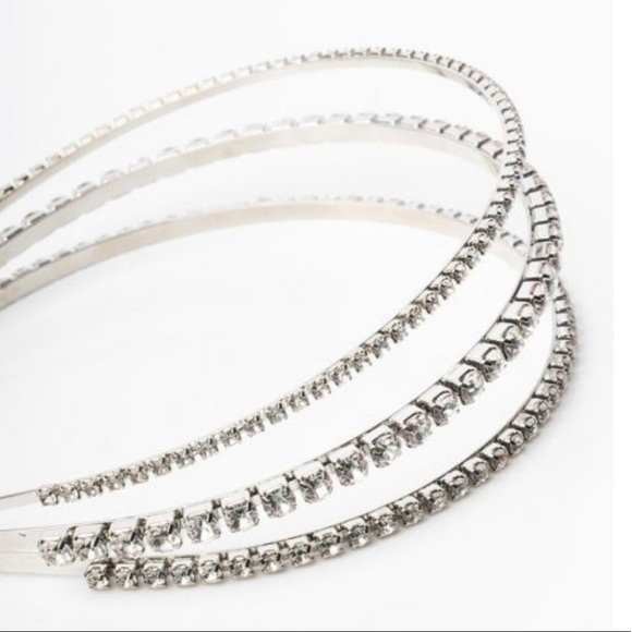 MENAGE A TRIOS STRAND HEADBAND SILVER TONE - Picture 9 of 9